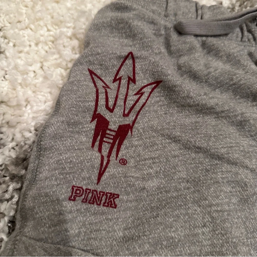 Pink brand ASU shorts - Picture 4 of 4